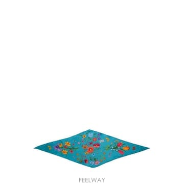26 F/W 구찌 프린트 실크 트윌 다이아몬드 스카프 A000283G B0022295655