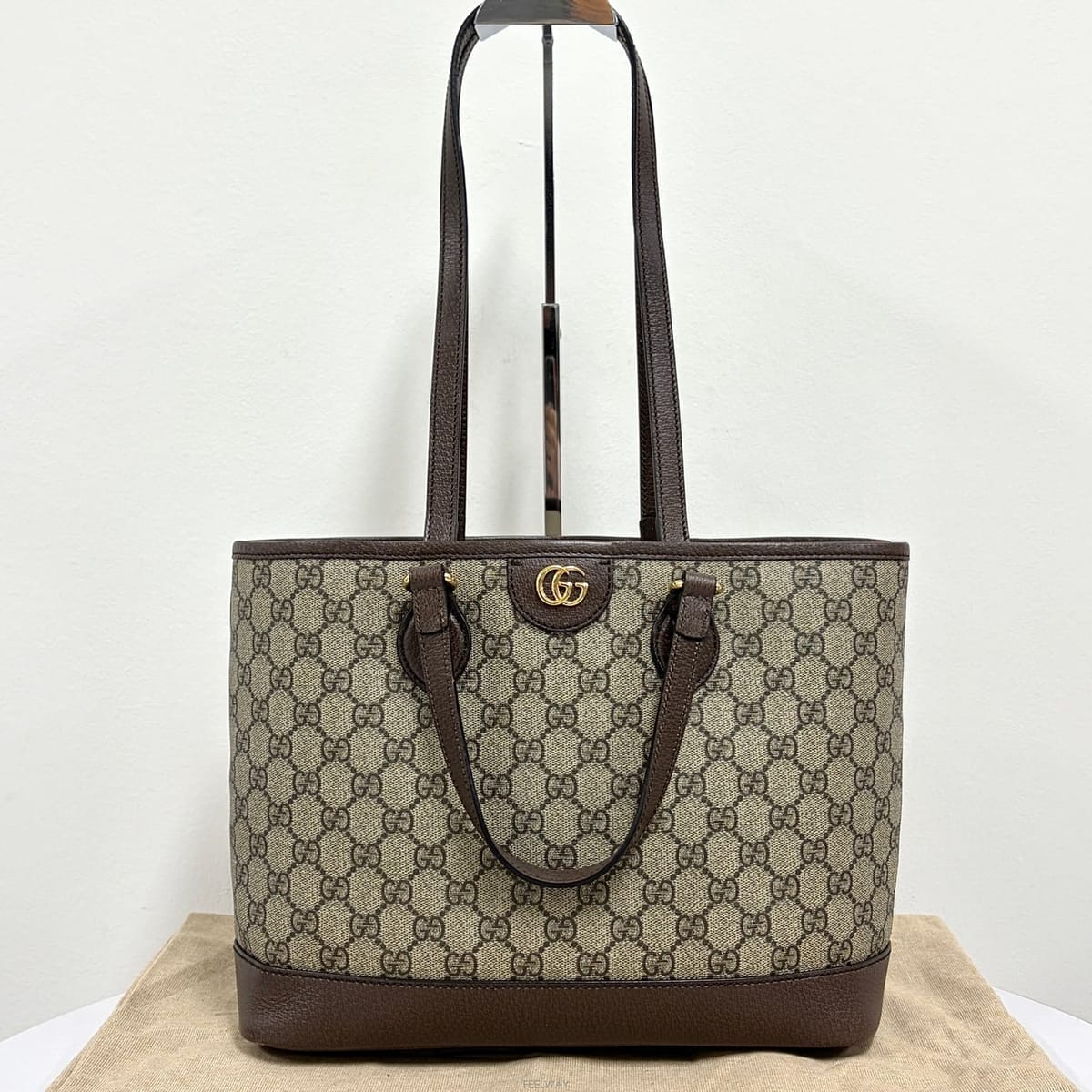 GUCCI ���� ���ǵ�� GG ������ ��Ʈ�� & ����� (765043)���� ���ǵ�� GG ������ ��Ʈ�� & ����� (765043)