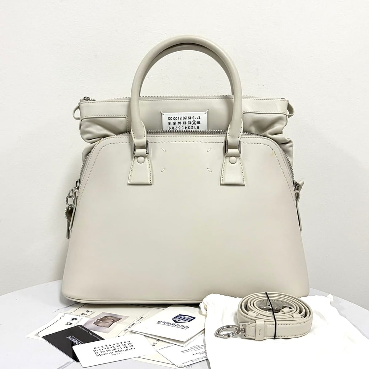 Maison Margiela [�����Ϸ�] �������������� 5AC ��Ʈ�� & ����� �̵�[�����Ϸ�] �������������� 5AC ��Ʈ�� & ����� �̵�