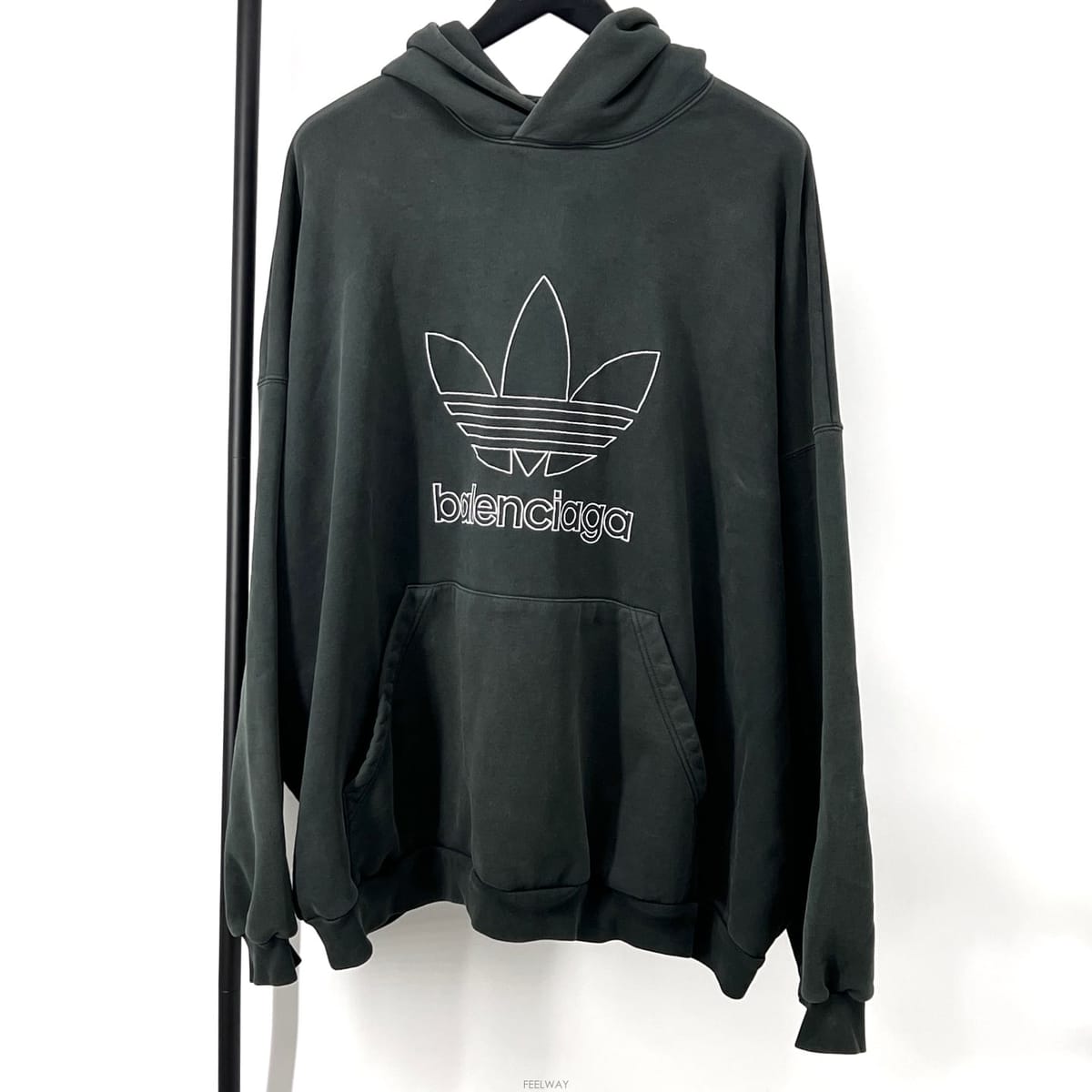 Balenciaga [3������] �߷��þư� X �Ƶ�ٽ� �ݶ� ������ �ĵ�Ƽ Ƽ���� (712396)[3������] �߷��þư� X �Ƶ�ٽ� �ݶ� ������ �ĵ�Ƽ 