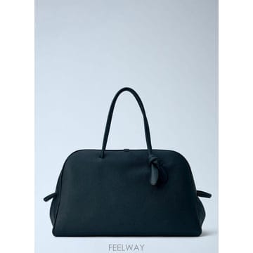 Jacquemus 26 FW ��ũ���� ���� �׷��� �������� �ڵ�� jac0266065blk26 FW ��ũ���� ���� �׷��� �������� �ڵ�� jac0266065b