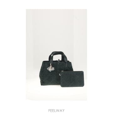 DIOR [K68]��� M2821OSOQ 22S ���� ����� ũ�ν��� ��Ŷ�� ž�ڵ�� TOTE CALFSKIN[K68]��� M2821OSOQ 22S ���� ����� ũ�ν��� ��Ŷ�� ž