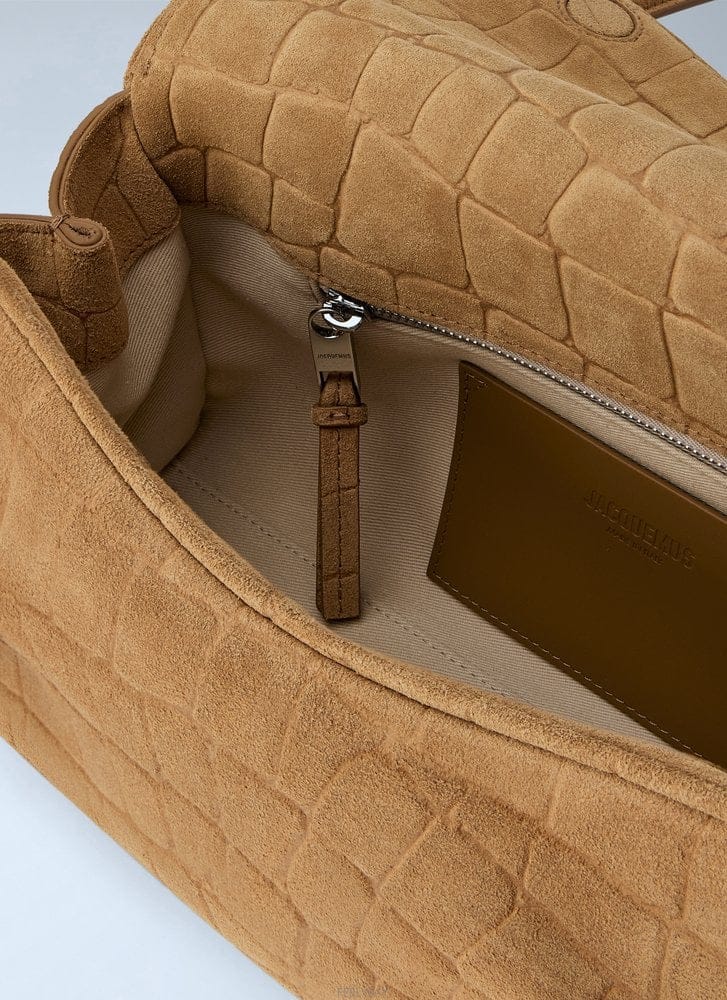 Jacquemus 26 F/W ��ũ���� �� �������� �� �ڵ�� 26HBAW00467AC B011229438726 F/W ��ũ���� �� �������� �� �ڵ�� 26HBAW00467AC B0