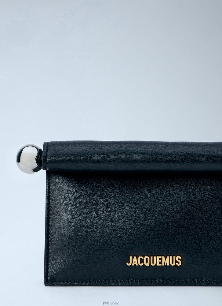Jacquemus 26 F/W ��ũ���� �� �ڶ� �Ŀ�ġ ROND � 24EBAW003 B011229439726 F/W ��ũ���� �� �ڶ� �Ŀ�ġ ROND � 24EBAW003 B01
