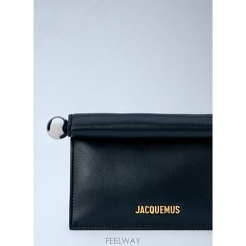 26 F/W 자크뮈스 라 쁘띠 파우치 ROND 까레 24EBAW003 B0112294397
