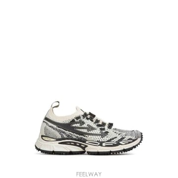 Off White 26 FW ����ȭ��Ʈ �� ����Ʈ �� ��Ʈ ����Ʈ ���̽��� ����Ŀ�� W28KS6F0011710 TP45476426 FW ����ȭ��Ʈ �� ����Ʈ �� ��Ʈ ����Ʈ ���̽��� ��
