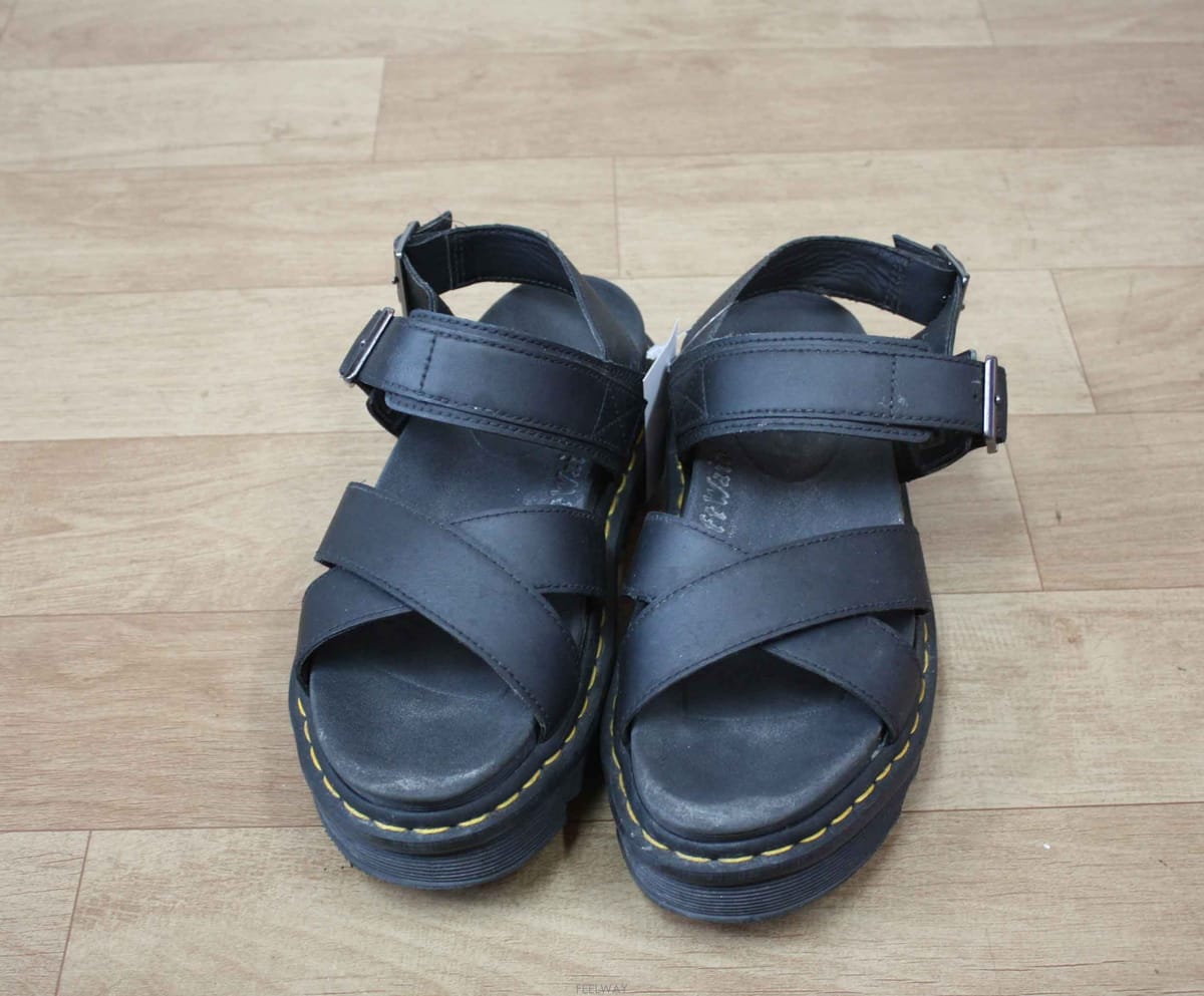 Dr. Martens ��ȫ����/S-2087/���͸�ƾ ��ǰ ������ ���� 39��ȫ����/S-2087/���͸�ƾ ��ǰ ������ ���� 39