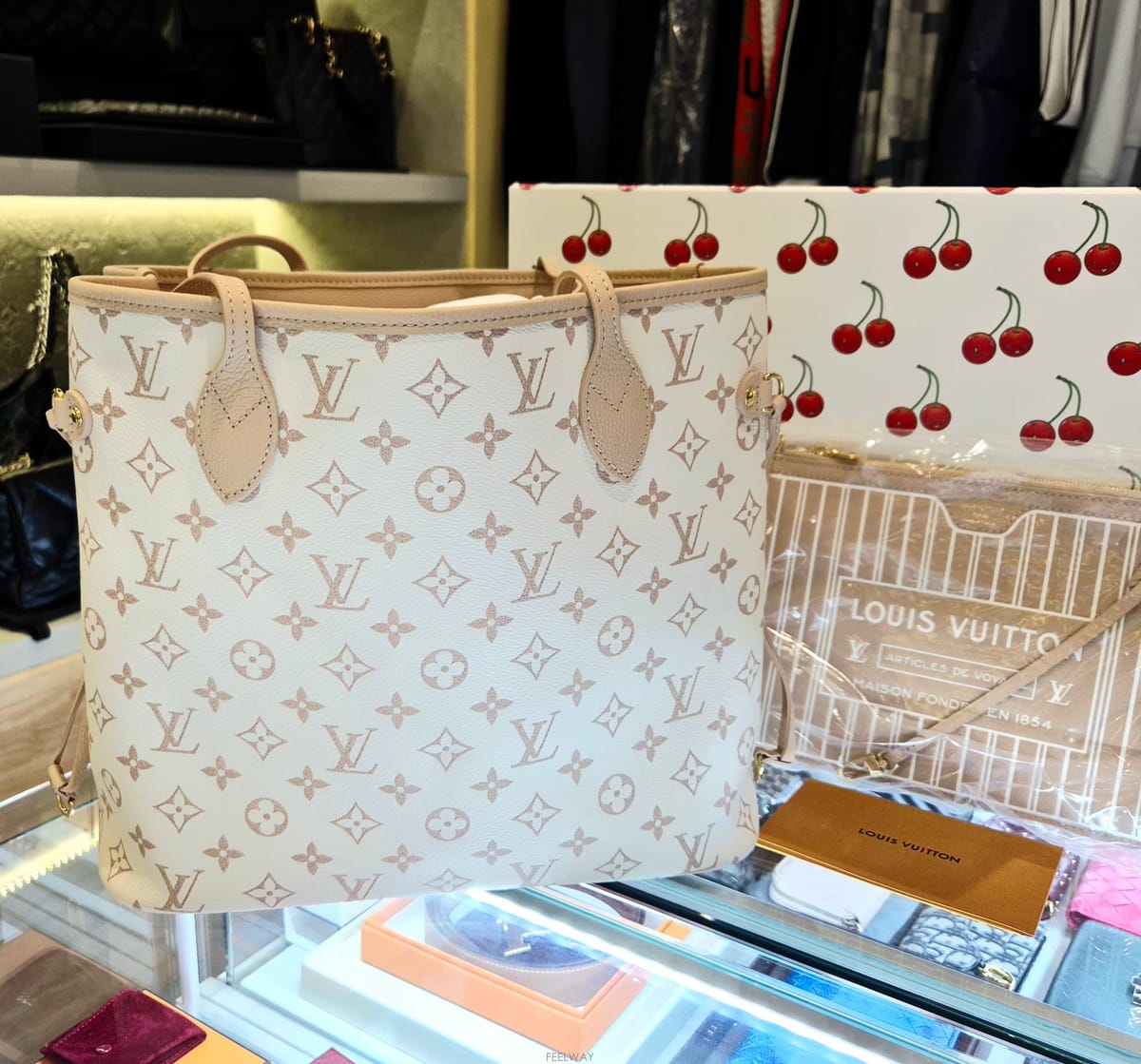 Louis Vuitton ���̺��� �׹�Ǯ �λ��̵� �ƿ� MM ���׷� M25665���̺��� �׹�Ǯ �λ��̵� �ƿ� MM ���׷� M25665