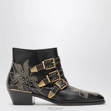 26 F/W 끌로에 수잔나 앵클 부츠 인 블랙 WITH 스터드 CHC B0052304572