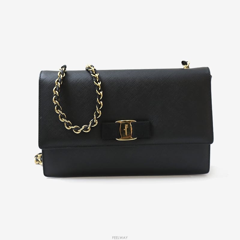 Ferragamo (�����߰���ǰ)��󰡸� 21E480 �ٶ� ���� �̵�� ũ�ν��� ����(�����߰���ǰ)��󰡸� 21E480 �ٶ� ���� �̵�� ũ�ν�