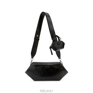 GANNI 26FW ���� ũ�ν��� C1040069 099 BLACK26FW ���� ũ�ν��� C1040069 099 BLACK