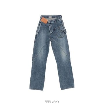 J.W.Anderson �׶�����Ÿ �ؿ� JW�ش��� ���� TWISTED DENIM �� DT0127PG1849172�׶�����Ÿ �ؿ� JW�ش��� ���� TWISTED DENIM �� DT0127P