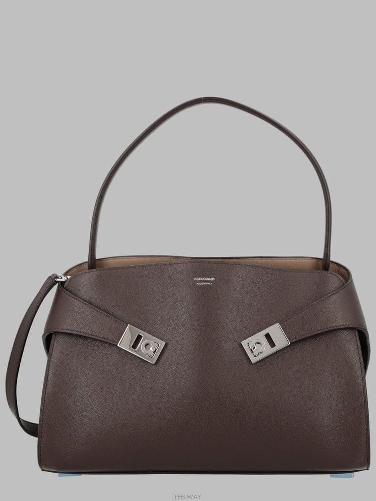 Ferragamo 26 F/W ��󰡸� SHOULDERBAGS 795204_219816 B004228184126 F/W ��󰡸� SHOULDERBAGS 795204_219816 B0042281841