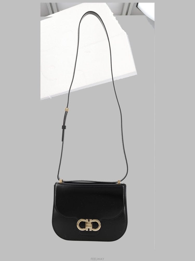 Ferragamo 26 F/W ��󰡸� SHOULDERBAGS 789541_219867 B004228187726 F/W ��󰡸� SHOULDERBAGS 789541_219867 B0042281877