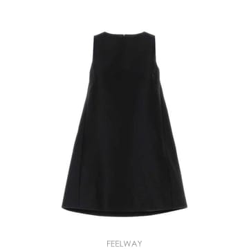 26FW 발렌시아가 미디 원피스 A009P3 TUT221000 Black