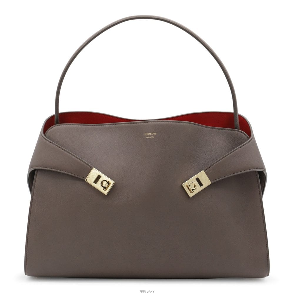 Ferragamo ��󰡸� ���� ī�� ���� HUG M ž �ڵ� �� 780516219 B0562291829��󰡸� ���� ī�� ���� HUG M ž �ڵ� �� 780516219 B