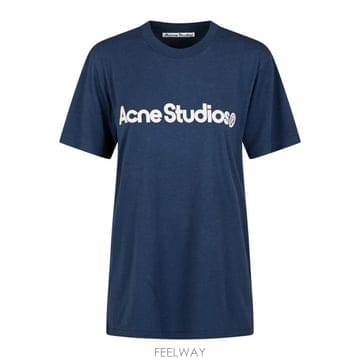 Acne 26FW ��ũ�� ��Ʃ��� �ΰ� �׷��� ���� Ƽ���� CL0489 885 NAVY BLUE26FW ��ũ�� ��Ʃ��� �ΰ� �׷��� ���� Ƽ���� CL0489 88