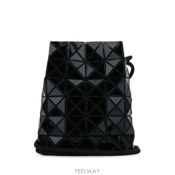 Issey Miyake 26FW �ٿ��ٿ� ��Ʈ�� BB68AG531 15 BLACK26FW �ٿ��ٿ� ��Ʈ�� BB68AG531 15 BLACK