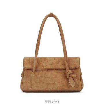 Jacquemus 26FW ��ũ���� ��Ʈ�� BAW00467AC07A09 830 CAMEL26FW ��ũ���� ��Ʈ�� BAW00467AC07A09 830 CAMEL