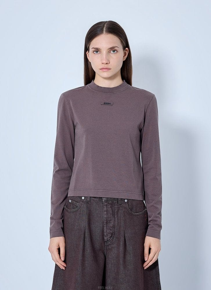 Jacquemus 26 F/W ��ũ���� GROS �׷��� ��-������ Ƽ���� 24ETSW0 B011230609426 F/W ��ũ���� GROS �׷��� ��-������ Ƽ���� 24ETSW0 B