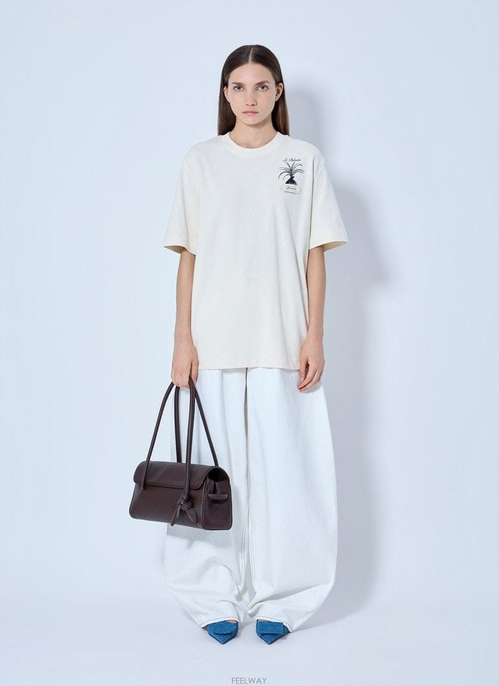 Jacquemus 26 F/W ��ũ���� �� PALMIER Ƽ���� 26HTSU00354A B011230609526 F/W ��ũ���� �� PALMIER Ƽ���� 26HTSU00354A B011230