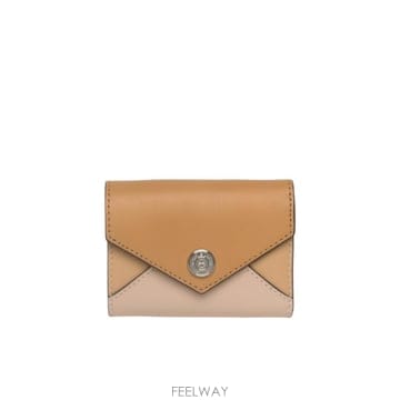 Tory Burch 25SS �丮��ġ ���� �з� 165030650 TP57272492425SS �丮��ġ ���� �з� 165030650 TP572724924