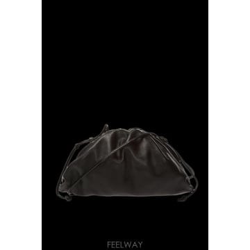 Bottega Veneta 25SS ���װ�����Ÿ The �̴� Pouch ��� �� 585852VCP401229 TP57889804925SS ���װ�����Ÿ The �̴� Pouch ��� �� 585852VCP4012