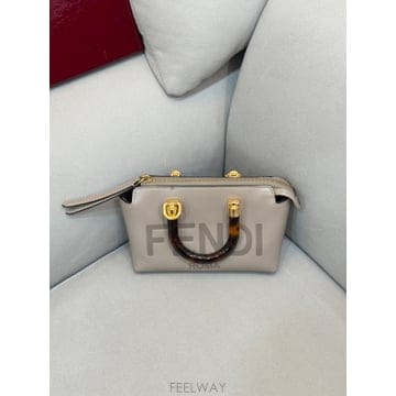 FENDI ��� ���̴����� ��Ʈ����� ���̴����� ��Ʈ��