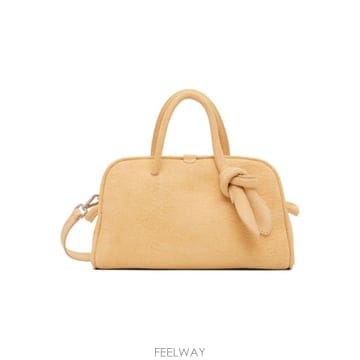 Jacquemus 26 FW ��ũ���� ������ �� �ڶ� �������� �ڵ�� 262553F04600626 FW ��ũ���� ������ �� �ڶ� �������� �ڵ�� 262553F0