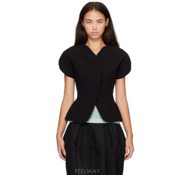 Jacquemus 26 FW ��ũ���� ���� �� ���߷� �������� 262553F06300026 FW ��ũ���� ���� �� ���߷� �������� 262553F063000