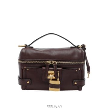 Chloe �δ��� Chloe ���ο� ���ǵ� ������δ��� Chloe ���ο� ���ǵ� �����