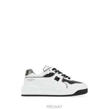Valentino �ؿ� ������� �߷�Ƽ�� ����ٴ� ���� ����Ŀ�� �� ���͵� XL N 8Y2S0G37WRI 6S0�ؿ� ������� �߷�Ƽ�� ����ٴ� ���� ����Ŀ�� �� ����