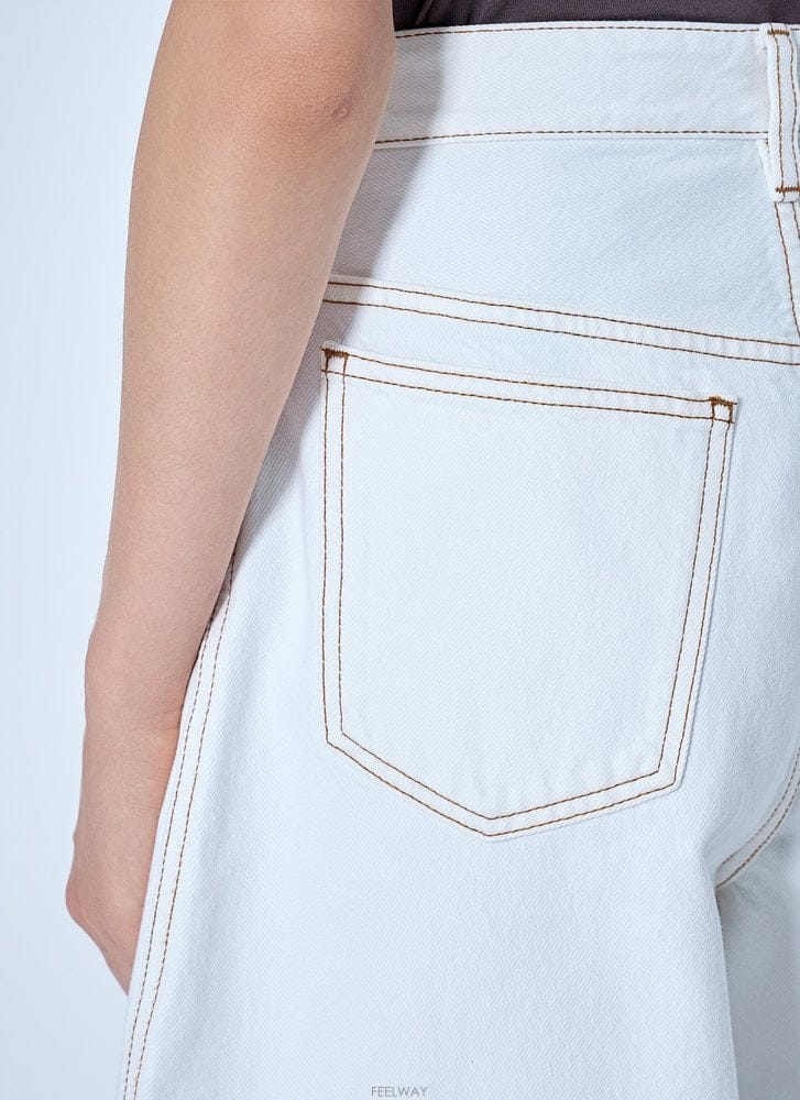 Jacquemus 26 F/W ��ũ���� �� DENIMES OVALO �� 25HPAW00 B011230614226 F/W ��ũ���� �� DENIMES OVALO �� 25HPAW00 B01123061
