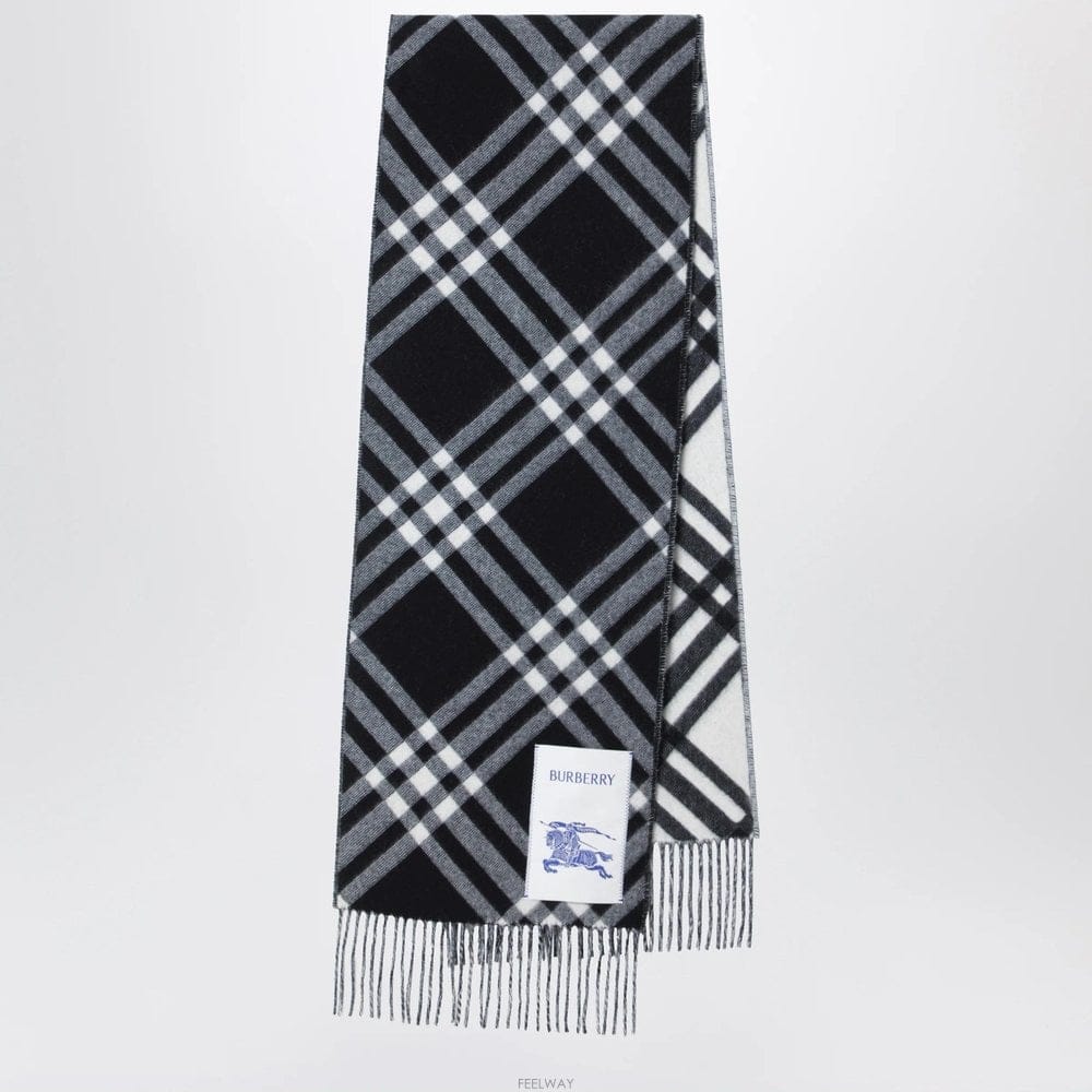 Burberry 26 F/W ������ ���� üũ ĳ�ù̾� ��ī�� 809965016266 B005230630926 F/W ������ ���� üũ ĳ�ù̾� ��ī�� 809965016266 B