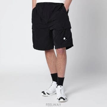26 S/S CP 컴퍼니 블랙 테크니컬 패브릭 카고 쇼츠 20CMBE B0052306386