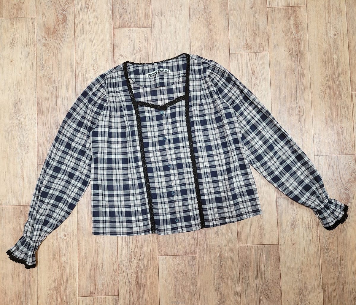 | Other Brand | �յ�����ĵ��(Monday Weekend) ���̺� üũ����콺 ���������� ����ǰ�յ�����ĵ��(Monday Weekend) ���̺� üũ����콺 ����