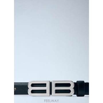 26 F/W 발렌시아가 메탈 로고 버클 레더 벨트 A00121 2AC B0112294380