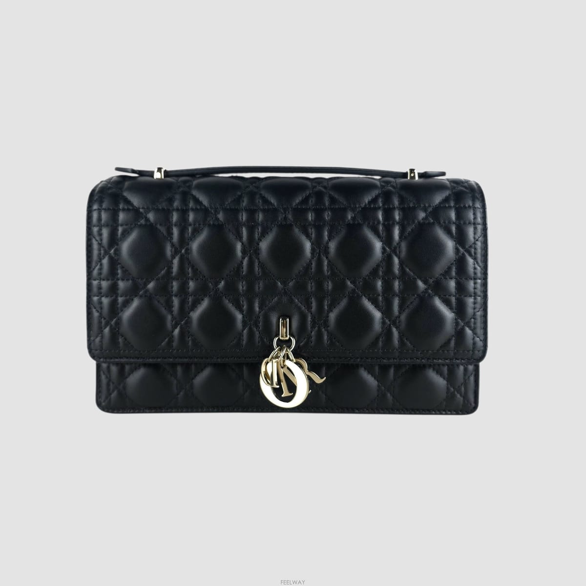DIOR [�Ƹ�����]��� ��� ���� ��� ž �ڵ� ũ�ν���[�Ƹ�����]��� ��� ���� ��� ž �ڵ� ũ�ν���
