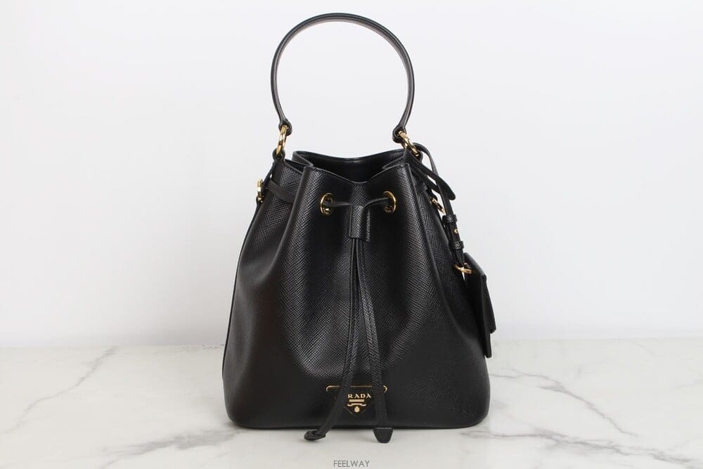PRADA ����� �ĴϿ� ���ǾƳ� ��Ŷ������� �ĴϿ� ���ǾƳ� ��Ŷ��
