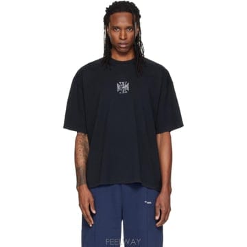 Vetements ��Ʈ�� ���� ����Ŀ ũ�ν� �ΰ� �ڽ� Ƽ���� MH27TR197B TP877263982��Ʈ�� ���� ����Ŀ ũ�ν� �ΰ� �ڽ� Ƽ���� MH27TR197B 