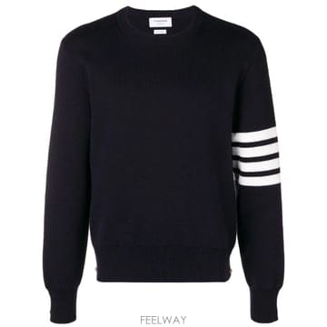 Thom Browne 26 FW ����� ��ư ũ������ 4�� Ǯ���� MKA202A00219 TP45831551126 FW ����� ��ư ũ������ 4�� Ǯ���� MKA202A00219 T