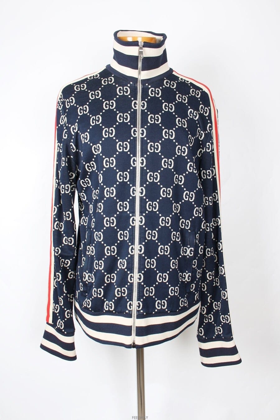 GUCCI ���� ��ī�� Ʈ���̴� �������� ��ī�� Ʈ���̴� ����