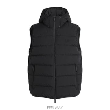 Moncler 26FW ��Ŭ���� �Ƹ��ڶ� ���� �е� ���� 1A00092 599KJ 99926FW ��Ŭ���� �Ƹ��ڶ� ���� �е� ���� 1A00092 599KJ 99