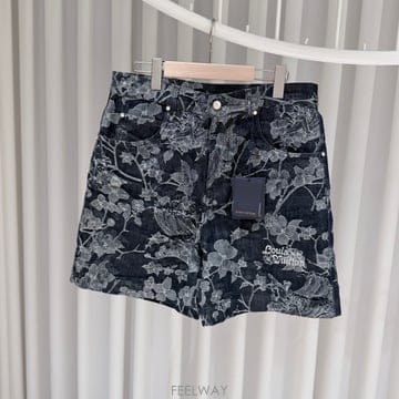 Louis Vuitton (S��/30) / ���̺��� LV ���̺� ���� ��Ʈ �������� �ݹ���(S��/30) / ���̺��� LV ���̺� ���� ��Ʈ �������� �ݹ�