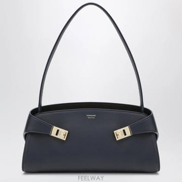 26 F/W 페라가모 HUG 이스트웨스트 NAVYDARK 브라운 카프 B0052293098