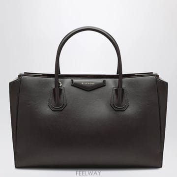 26 F/W 지방시 안티고나 CATCHALL 미디엄 브라운 레더 백  B0052306894