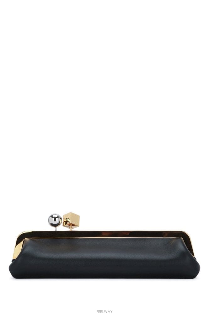 Jacquemus ��ũ���� �� �Ŀ�ġ SALON BAW00413AC27L14 990 B0441961040��ũ���� �� �Ŀ�ġ SALON BAW00413AC27L14 990 B04419610