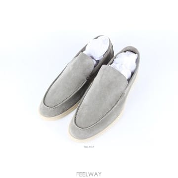로로피아나 썸머위크 스웨이드 로퍼