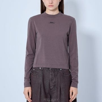 Jacquemus 26 FW ��ũ���� Gros Grain �ս����� ũ�� Ƽ���� 24ETSW00155AJ00124 85026 FW ��ũ���� Gros Grain �ս����� ũ�� Ƽ���� 24ETSW0