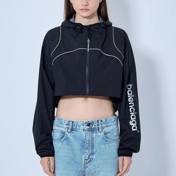 발렌시아가 긴팔 티셔츠